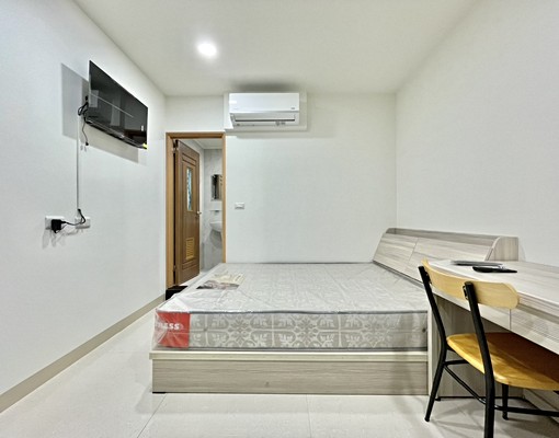 近74♡大里可租補♡陽台獨洗♡生活機能便利♡全新大空間 - Image 5