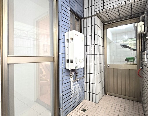 社宅🏠華盛漢民商圈電梯採光3房近機場小港森林公園📞愛窩 - Image 6