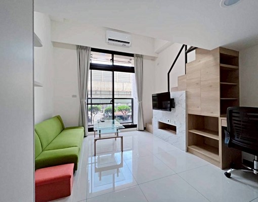 ⭐星鴻⭐景安捷運站旁⭐新成獨立門牌大套房⭐機能極佳⭐可租補⭐ - Image 1