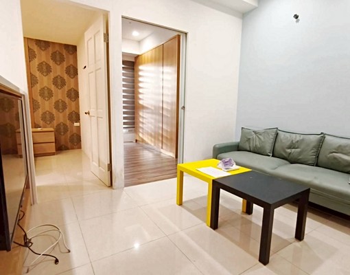 鑫典小林@租金含車管!皇翔御花園精緻景觀屋+坡道平面車 - Image 1