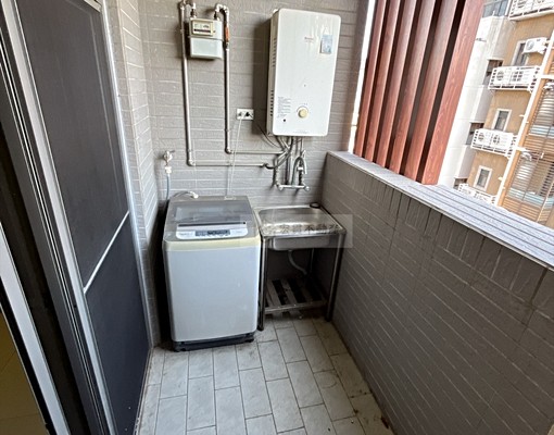 金山街大坪數台電均價瓦斯熱水器獨立RO飲水機頂樓空中花園 - Image 7