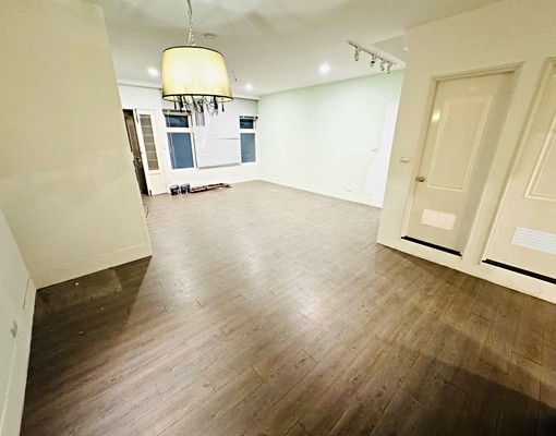 中山/善導寺,免爬梯2房2廳,全新冷氣/機能強/門口可停車 - Image 1