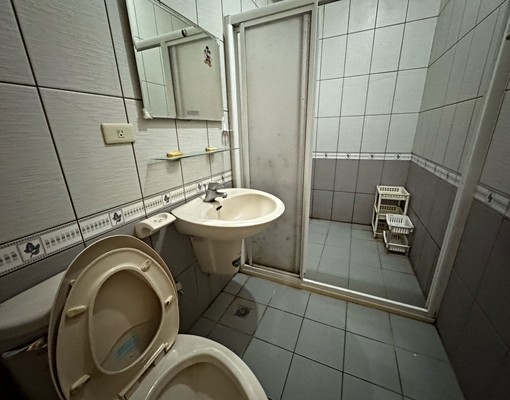 台中銀行美套房 - Image 6