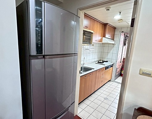 🔥稀有釋出!土城電梯大樓整層出租|質感木地板+靜巷生活🔥 - Image 4