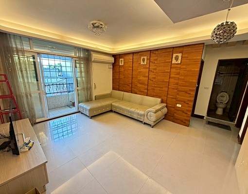 陸興中學2樓美寓出租 - Image 1