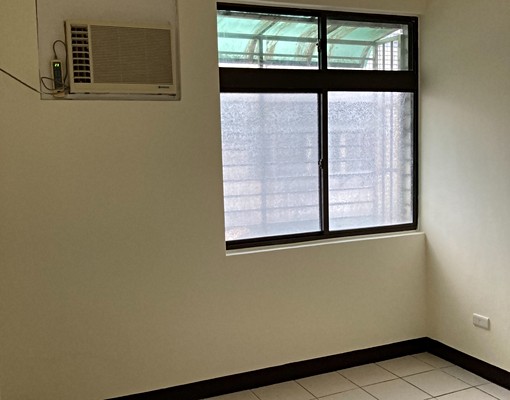 近長庚二館.設備齊全、交通便利静巷温馨二房 - Image 1