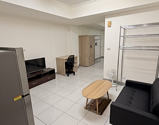 【圓璽不動產】北醫旁獨立門牌電梯大套房 - Image 1