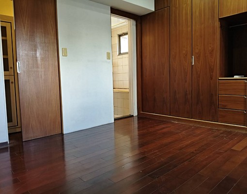 濱湖特區四房可租補可寵 - Image 6