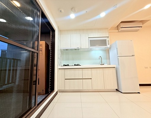 獨家!!全新交屋全新裝潢全天候管理米蘭花園大三房+坡車 - Image 6