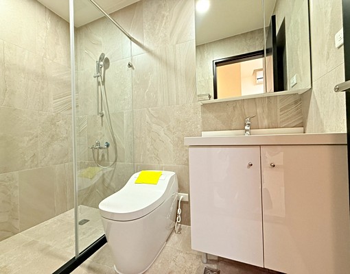 獨家!!全新交屋全新裝潢全天候管理米蘭花園大三房+坡車 - Image 9