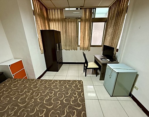 中原電梯管理網路漂亮新套房.傢俱齊 - Image 1