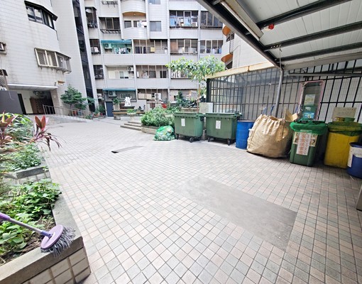中正公園🍎中國醫.永興商圈✅一層一戶✅有管理員.子母車 - Image 14