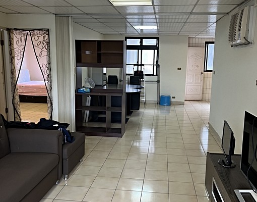 ***比漾百貨旁優質寬巷明亮好住家*** - Image 2