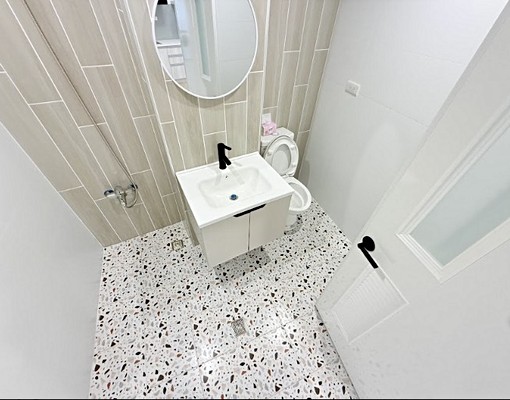 精華兩房✨可租補✨全新裝潢✨華夏免爬✨無可挑剔 - Image 15