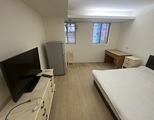 近西門町捷運站國賓戲院旁電梯大樓乾淨漂亮 - Image 9