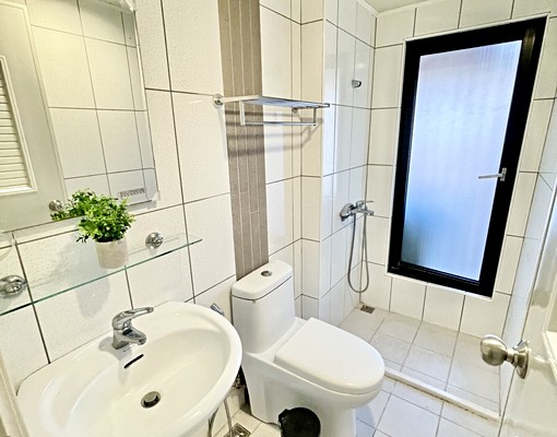 西區🔸陽台獨洗🔸電梯子母車🔸車位可租 - Image 7