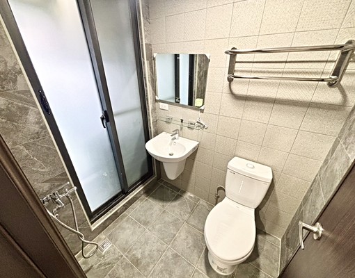 整棟新蓋首批入住🔥電梯可搭陽台獨洗衛浴開窗全新可租補 - Image 7