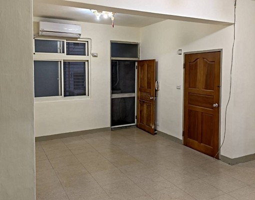 適合溫馨小家庭,近東南科技大學,採光佳,屋型方正 - Image 2