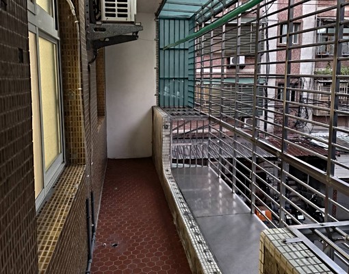 適合溫馨小家庭,近東南科技大學,採光佳,屋型方正 - Image 3