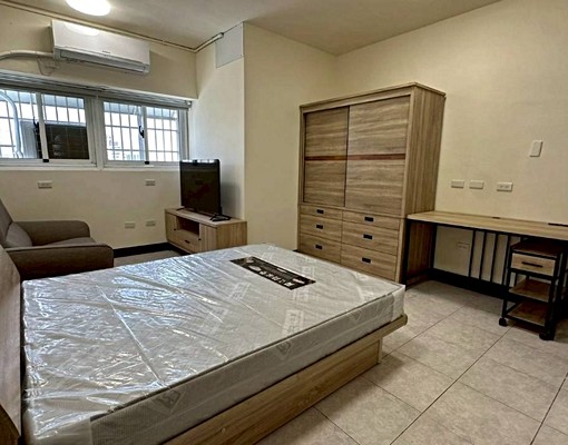 稀有全配大套房|可租補、近車站、有管理員 - Image 3