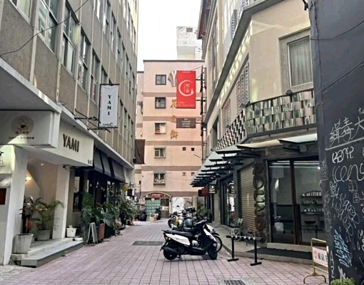 🍎台南車站/成大/新光三越/市中心套房附全新傢俱~價錢可談 - Image 9