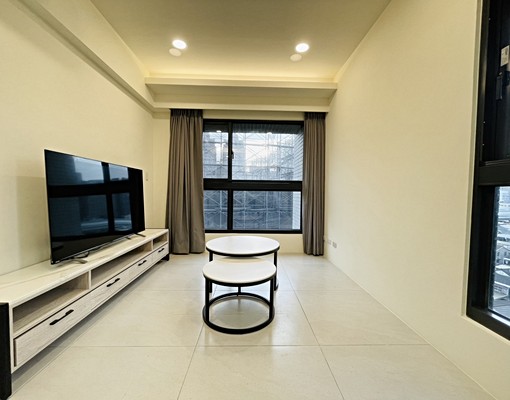 V建築✨稀有兩房兩衛✨傢俱電全配可養寵物!平面車位🚗 - Image 7