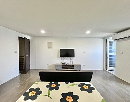 重慶文心路🔥超大坪數🔥木質調✨陽台獨洗曬✨乾溼分離 - Image 10