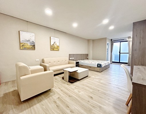 可租補😍超大間爬梯2樓高網速精美裝潢流理台陽台獨近五權車站 - Image 3