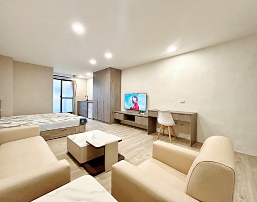 可租補😍超大間爬梯2樓高網速精美裝潢流理台陽台獨近五權車站 - Image 5