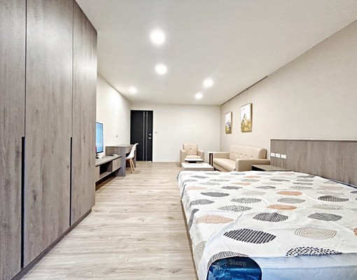 可租補😍超大間爬梯2樓高網速精美裝潢流理台陽台獨近五權車站 - Image 10