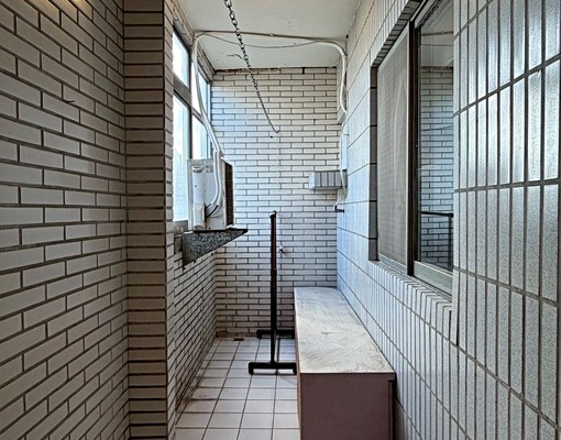 𖦹稀有!近清大南分校大遠百10分園區,傢俱電全 - Image 4