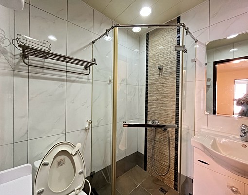 近市議會7-11全家美麗島商圈愛河家樂福小北百貨鹽埕兩房 - Image 5