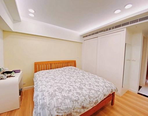 世家大英雄三房平車 - Image 4