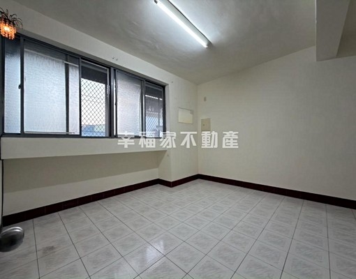 ★奐蝶陪您租房趣★永康|南工街可停車傳統透天【可寵、可祭祀】 - Image 4