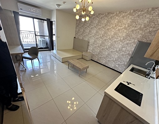 ✨近家樂福中原✨阿潭✨獨立陽台✨洗衣機✨電梯開窗套房 - Image 1