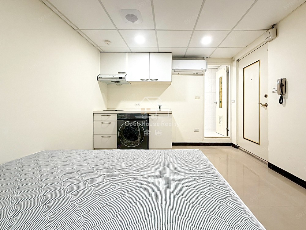 無管理費/雙城街💛一年起租💛臻品住宅 - Image 1