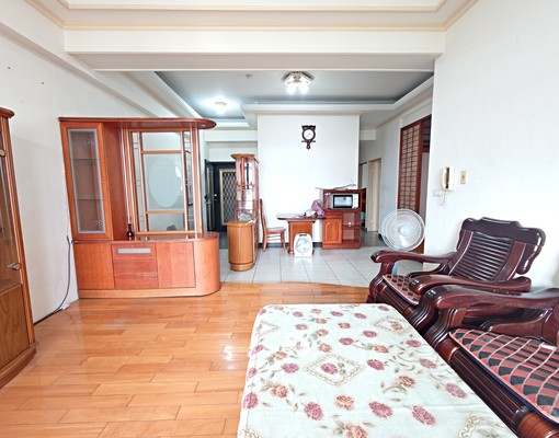 南區中山醫愛買大慶商圈,大空間景觀四房 - Image 2