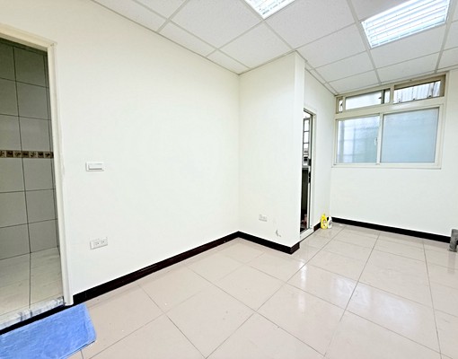 樹林秀泰/可工作室/台水台電/獨立洗衣機/獨立陽台/低樓層 - Image 6