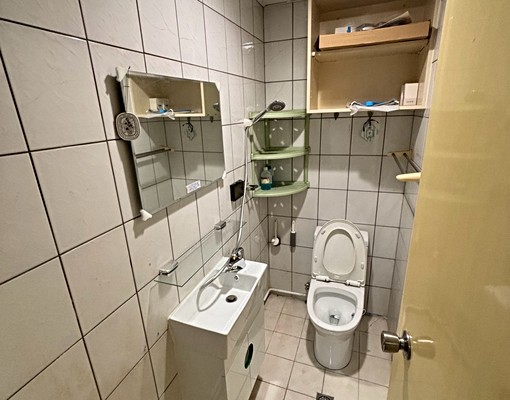 可租補!秒殺!水湳經貿大三房!機上休旅車位! - Image 14