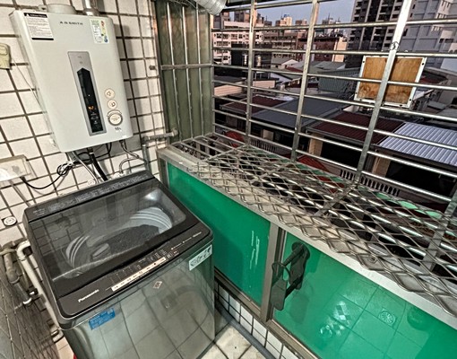 可租補!秒殺!水湳經貿大三房!機上休旅車位! - Image 15