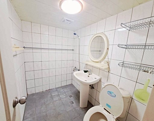 近園區新莊車站旁屋況好樓中樓美3房租金含管理費平面車位 - Image 11