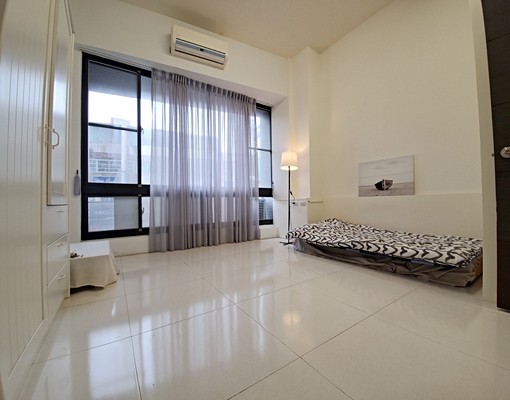 租-捷運G11站旁~正20米南屯路~1+2F店面 - Image 5