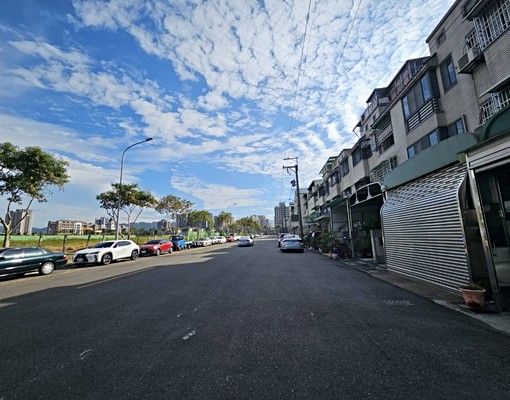 天闊-南興公園~機捷跟東山商圈3+1房▲雙車位 - Image 7