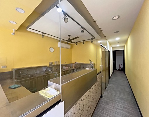 中清路黃金店面、人潮錢潮讚、不想大筆投入設備?這間店面超適合 - Image 5