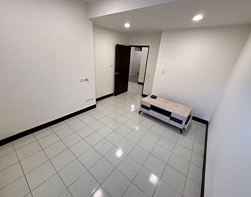 近大湳置地大潤發溫馨整層住家可貓 - Image 4