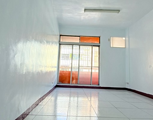 安中路國宅2樓低樓層屋況好 - Image 1