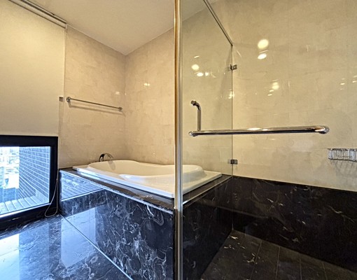 🏠科博雙星✨西區最精華👍泡澡浴缸家具全配含管含雙平車位 - Image 10