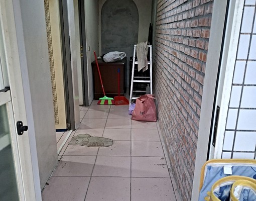 近喜互惠大賣場火車站 - Image 5