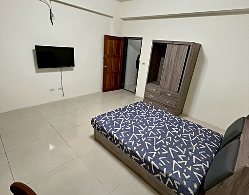 ✨房東超佛電費幫你出✨超大間✨付租金其他全包 - Image 1