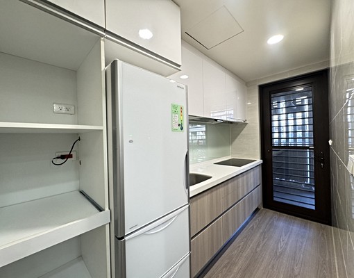 總管家🌼東區近秀泰火車站三房平車可租補 - Image 6